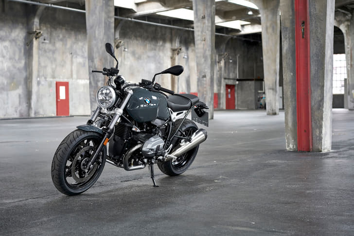 BMW R Nine T Pure, Racer photo gallery